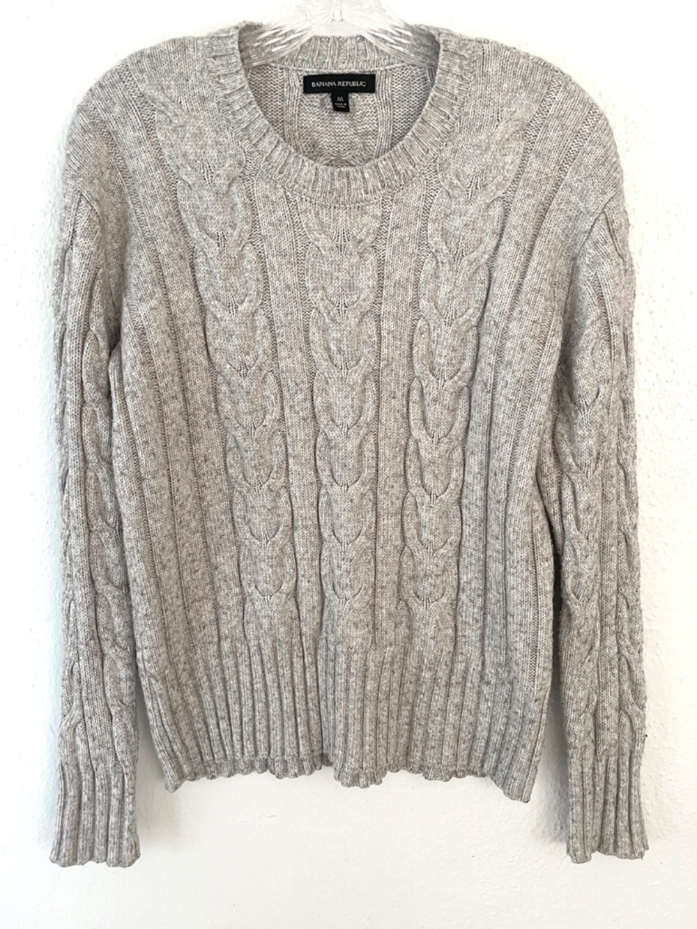 Banana Republic Cable Knit Sweater Crew Neck Medium Gray Soft